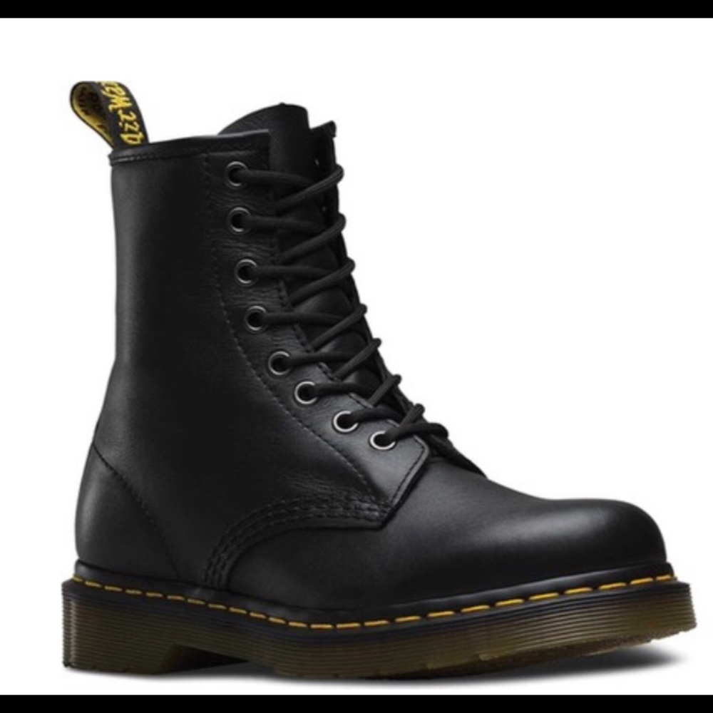 Dr. Martens 1460 Greasy Leather Boots Men US 8 - Picture 1 of 8